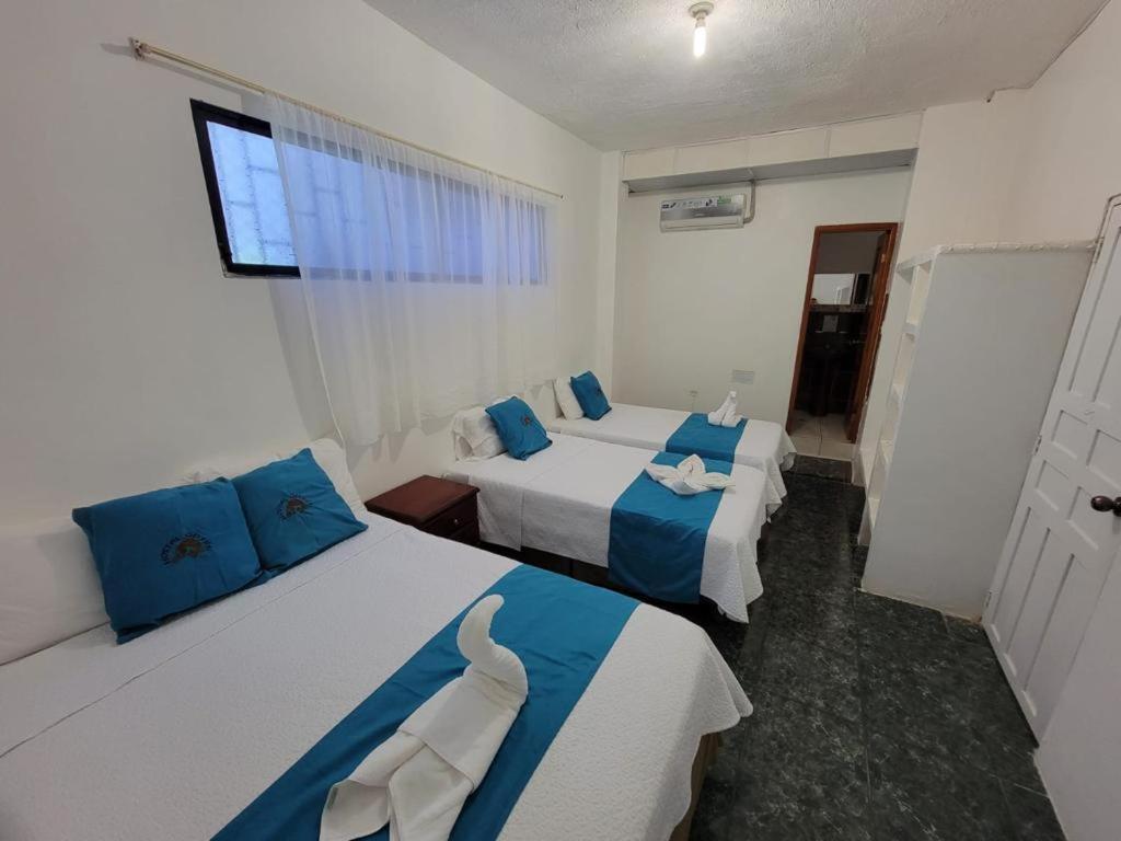 Hostal Gosen Puerto Baquerizo Moreno Zewnętrze zdjęcie